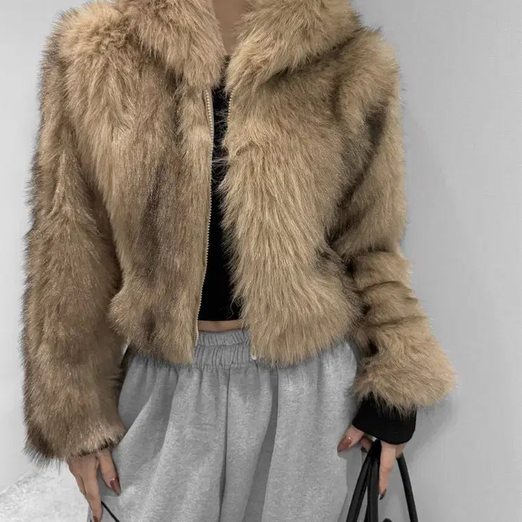 [BUNJANG] VIVNLUV Hooded Faux Fur Short Jacket / 새상품 ] VIVNLUV 후드 퍼 숏 자켓