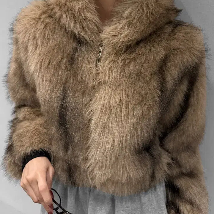 [BUNJANG] VIVNLUV Hooded Faux Fur Short Jacket / 새상품 ] VIVNLUV 후드 퍼 숏 자켓