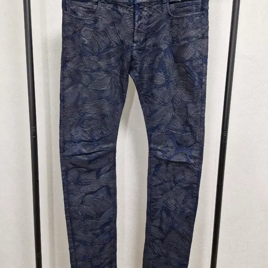[BUNJANG] Balmain FW12 Leaf Embroidery Pants / [31] 발망 FW12 나뭇잎 자수 팬츠