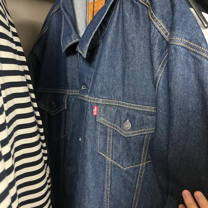 [BUNJANG] Levi's Type 3 Trucker Jacket Medium Indigo L / 리바이스 타입3 트러커 자켓 미디엄인디고 L