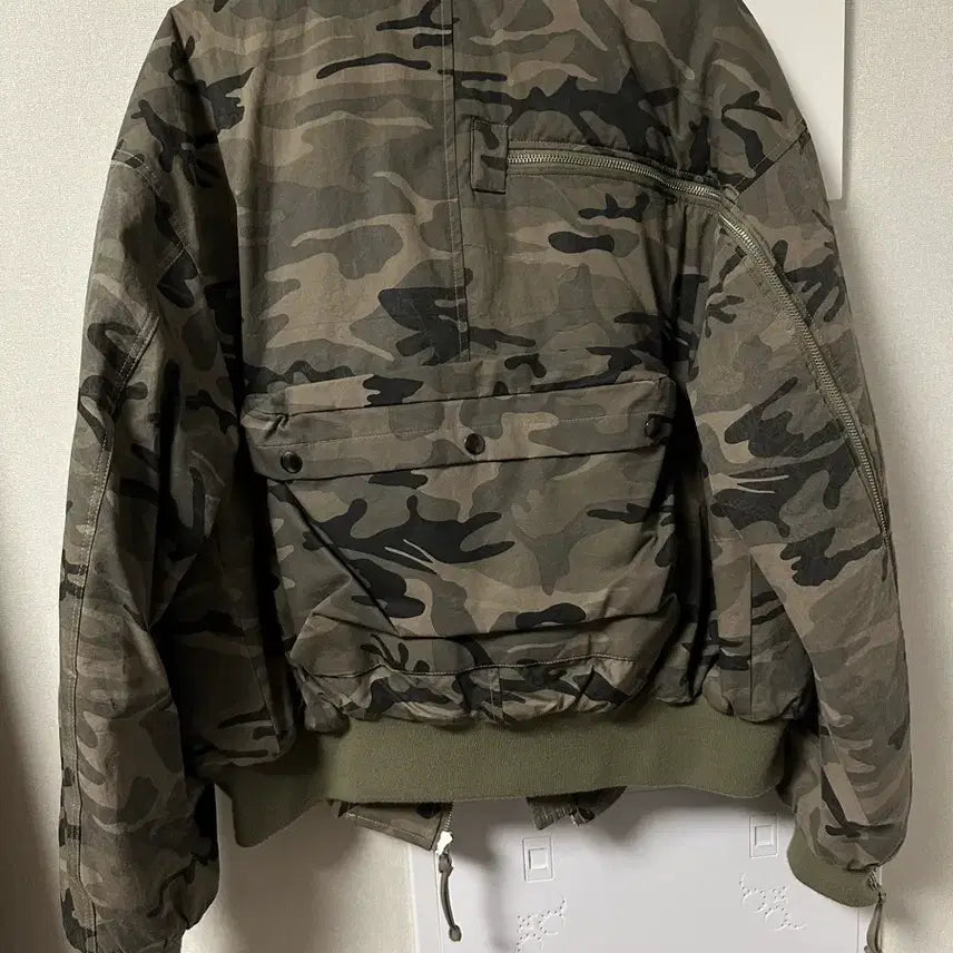 [BUNJANG] Grails Multi Zipper Bomber Camo / 그레일즈 멀티 지퍼 봄버 카모