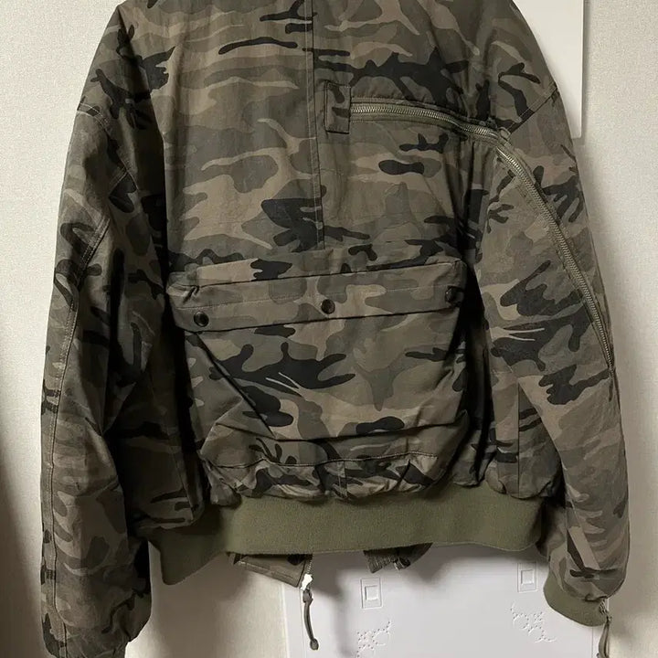 [BUNJANG] Grails Multi Zipper Bomber Camo / 그레일즈 멀티 지퍼 봄버 카모