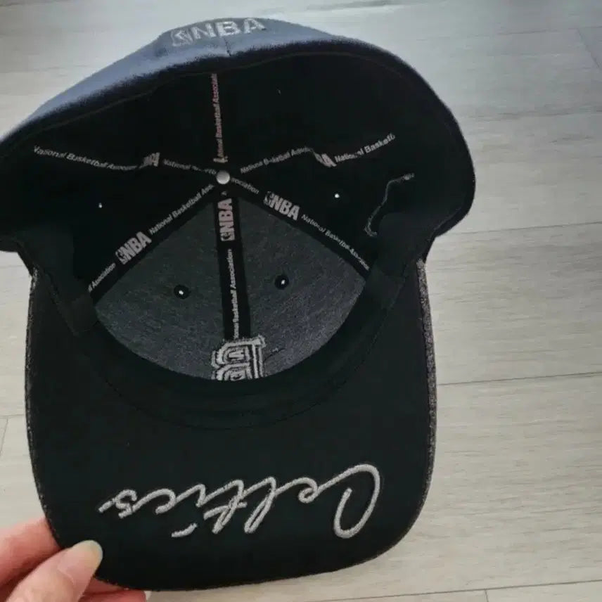[BUNJANG] Black Cap with Glitter / 블랙 캡 모자