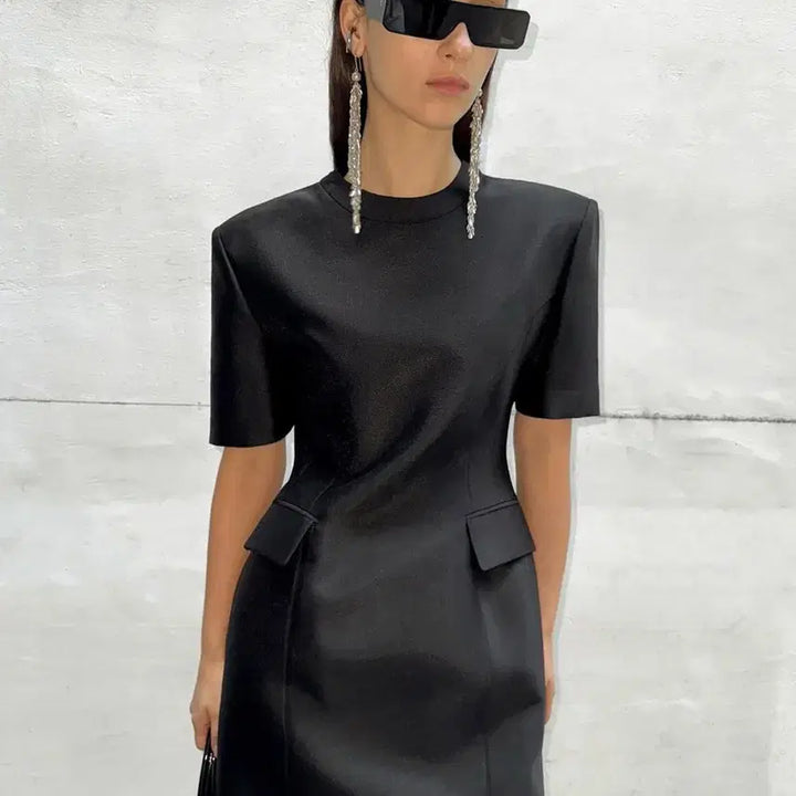 [SOLD OUT] 드래곤블루스 볼륨 미니 원피스