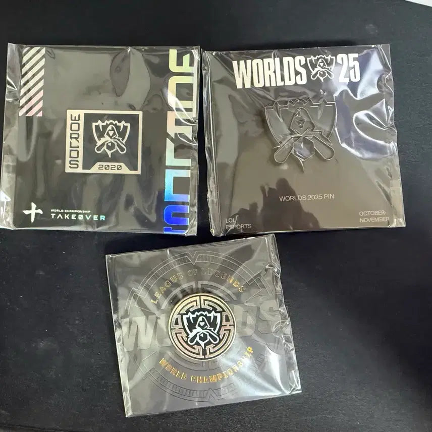 [BUNJANG] Gen.G T1 Hanwha Worlds Pin Bundle Set / 롤 월즈 핀뱃지 일괄 판매합니다 젠지 티원 한화