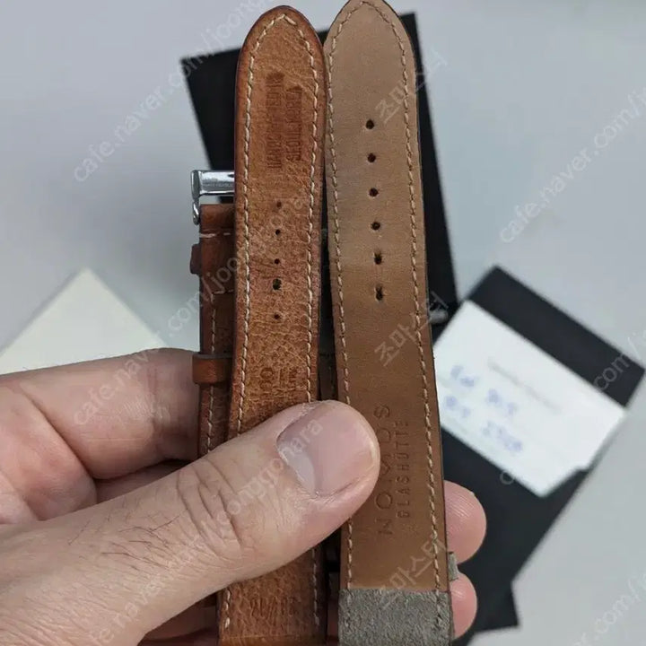 [BUNJANG] Nomos Zurich Worldtimer Watch / 노모스 월드타이머 판매합니다.