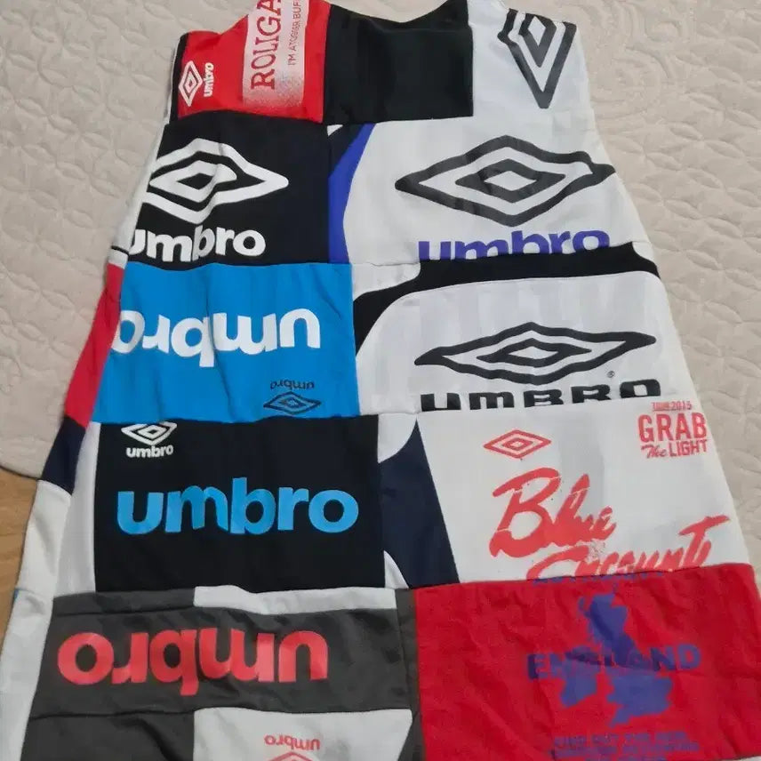 [BUNJANG] U Remake Umbro Dress + T-Shirt / 반택포 U 리메이크 의류 엄브로 원피스+티셔츠 판매 서브컬쳐 리사이클