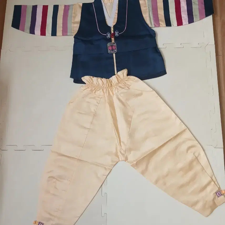 [BUNJANG] South Korean Traditional Children's Clothing (Size 7) / (7호) 남아한복