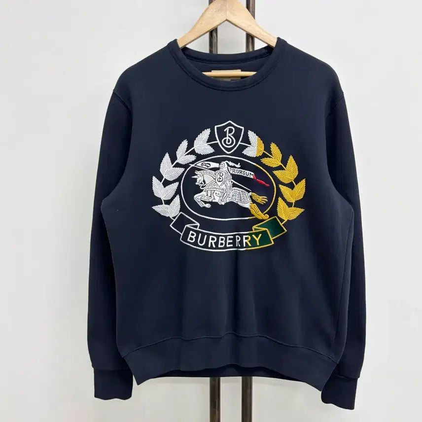 [BUNJANG] Burberry Crest Sweatshirt / [M]버버리 크레스트 맨투맨