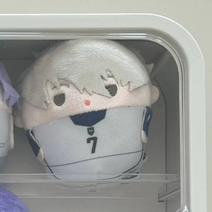 [BUNJANG] Blue Lock Nagi Seishiro Team White Fuwakororin S Plush / [새상품 급처] 블루록 공식 나기 세이시로 팀화이트 후와코로링 s