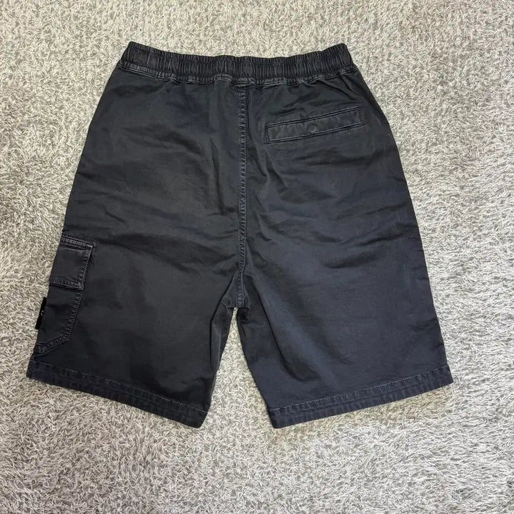 [BUNJANG] Stone Island Old Cargo Bermuda Shorts (Black, 29) / 스톤아일랜드 올드 카고 버뮤다 쇼츠(블랙/29)-QR정품인증가능