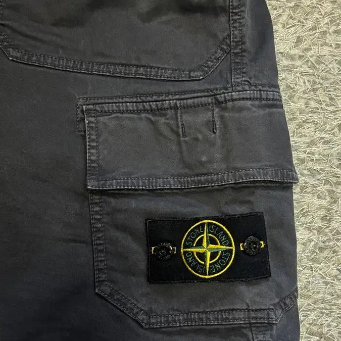 [BUNJANG] Stone Island Old Cargo Bermuda Shorts (Black, 29) / 스톤아일랜드 올드 카고 버뮤다 쇼츠(블랙/29)-QR정품인증가능