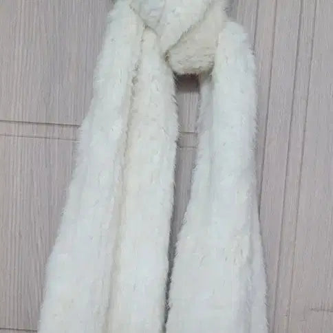 [BUNJANG] White Mink Knitting Scarf / 화이트밍크니팅목도리