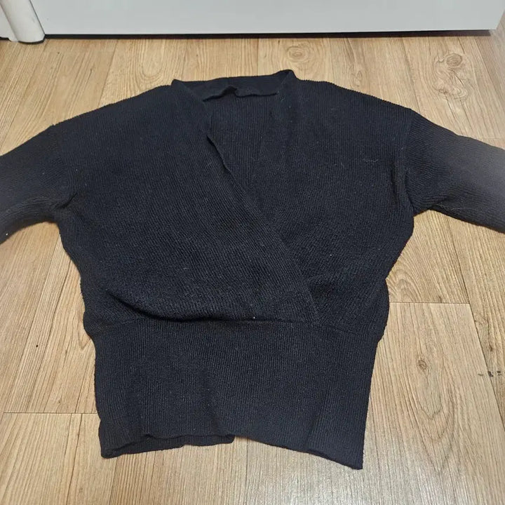 [BUNJANG] Black Wrap Knit Cardigan / 블랙 랩 니트 가디건