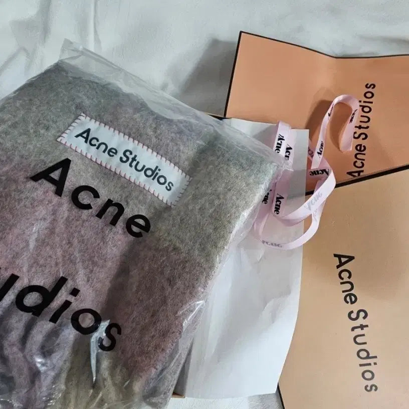 [BUNJANG] Acne Studios Scarf / 아크네 스튜디오 목도리 새상품