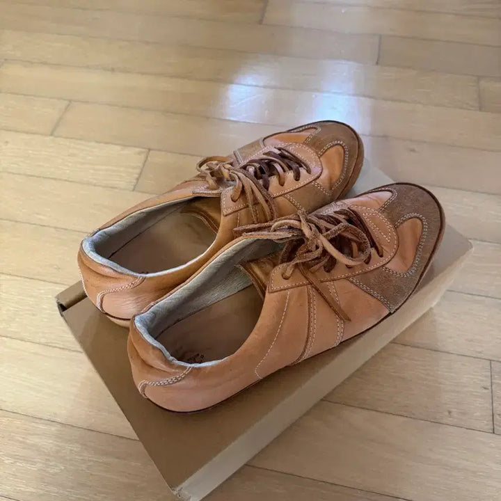 [BUNJANG] Hender Scheme German Trainer Size 5 / Hender Scheme 헨더스킴 독일군 5사이즈