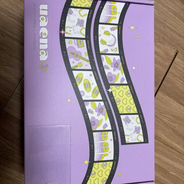 [BUNJANG] IU Uaena 5th Fanclub Goods Box / 아이유 유애나 5기 팬클럽 굿즈