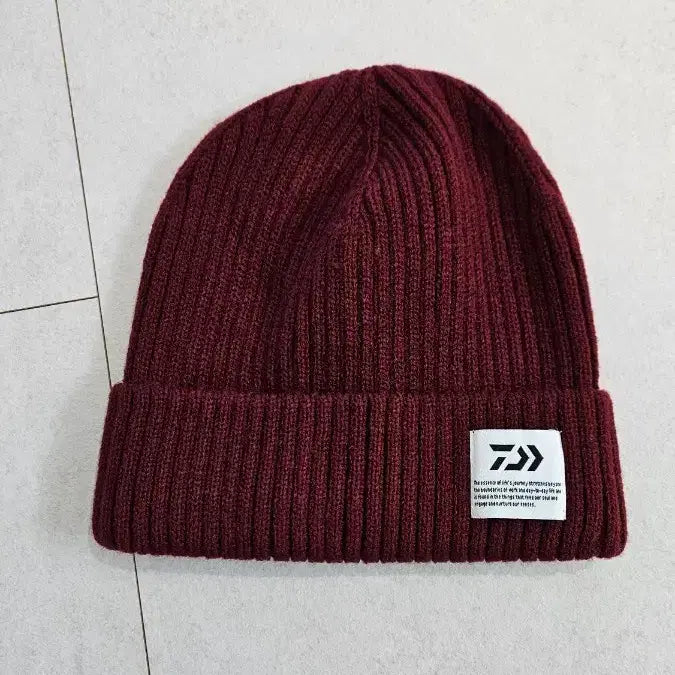 [BUNJANG] Daiwa Pier39 Wine Beanie / (택포) (새제품) 다이와피어 와인색 비니 모자