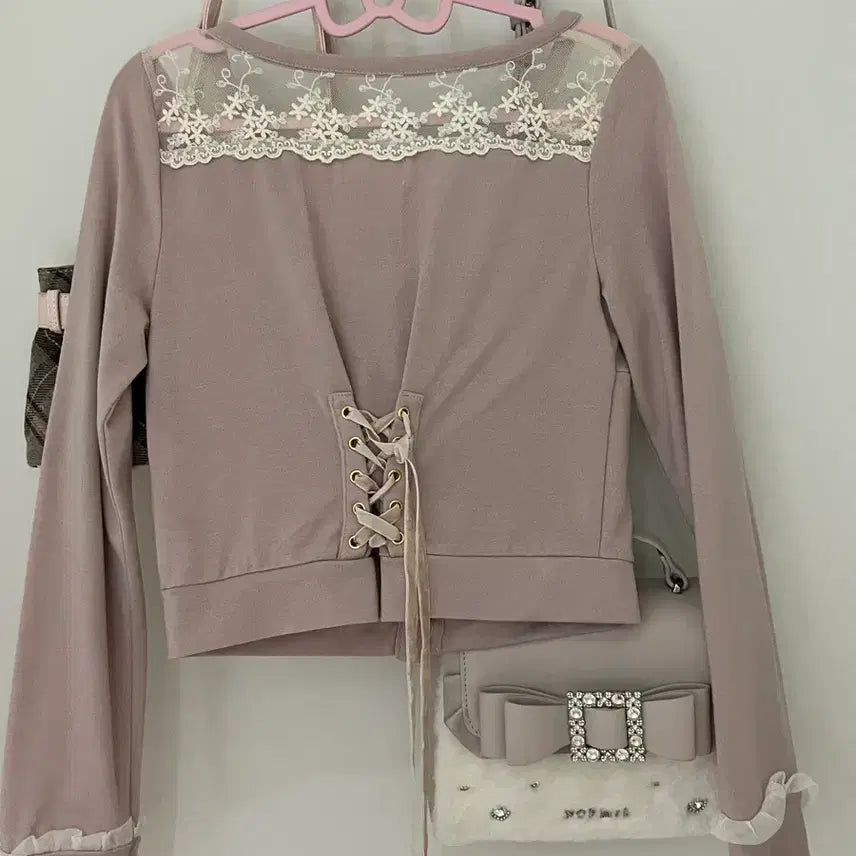 [BUNJANG] Liz Lisa Lace Crop Top / 리즈리사 레이스 크롭 탑