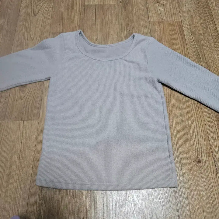 [BUNJANG] Knitted Long Sleeve Top and Button Sleeveless Set / 골지 니트 긴팔 + 단추 슬리브리스 세트