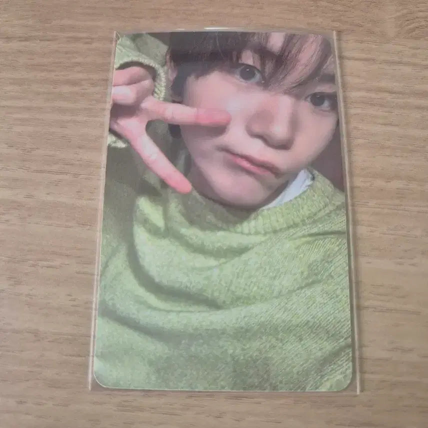 [BUNJANG] NCT WISH Ryo Apple Music Photocard / 엔시티위시 스테디 애플뮤직 료 포카