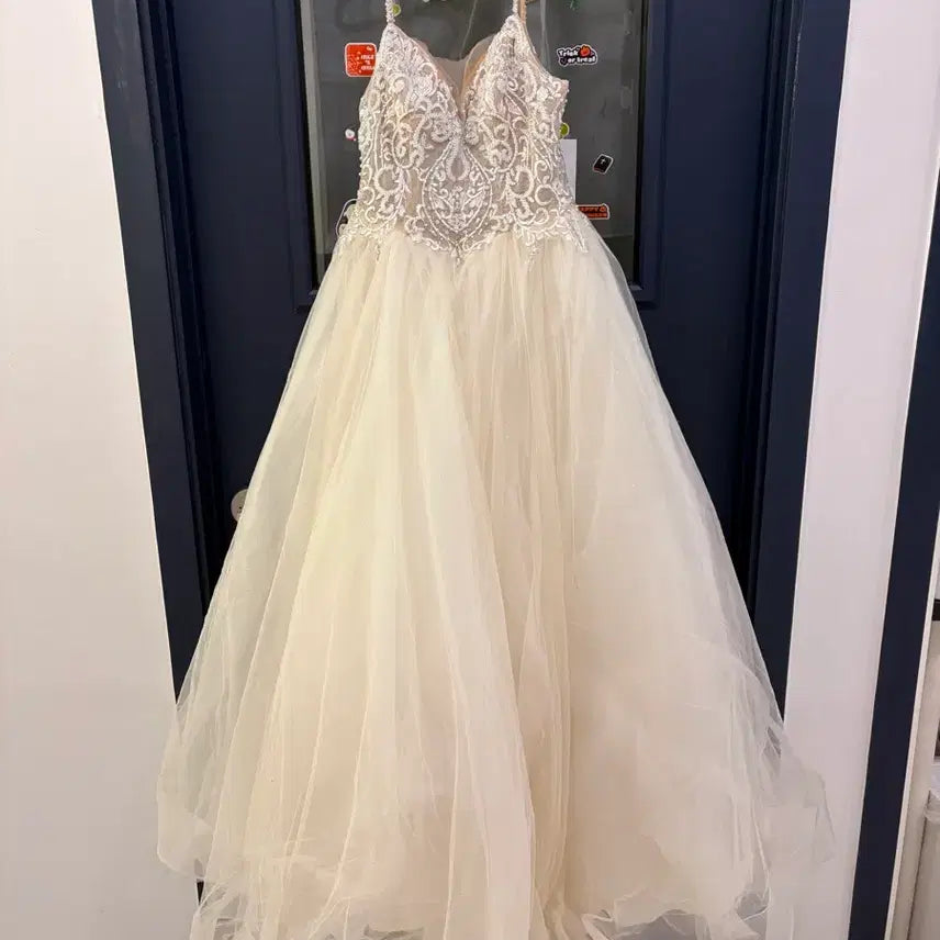 [SOLD OUT] 샴페인 베이지 레이스 이브닝 / 세미 웨딩드레스