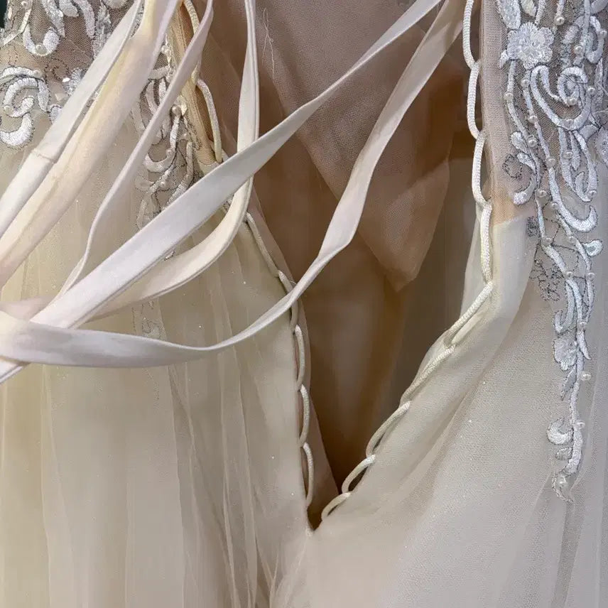 [SOLD OUT] 샴페인 베이지 레이스 이브닝 / 세미 웨딩드레스