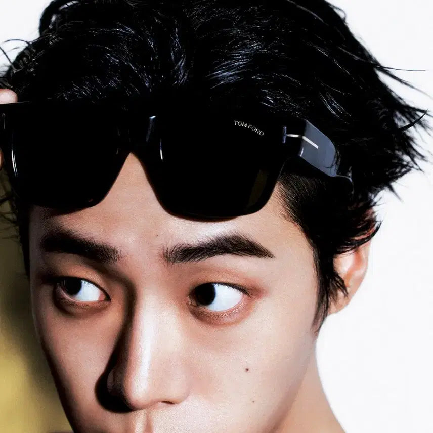 [BUNJANG] Choo Youngwoo Vogue Magazine / (새상품)<중증외상센터><견우와 선녀>추영우님 화보실린 보그잡지양도해요