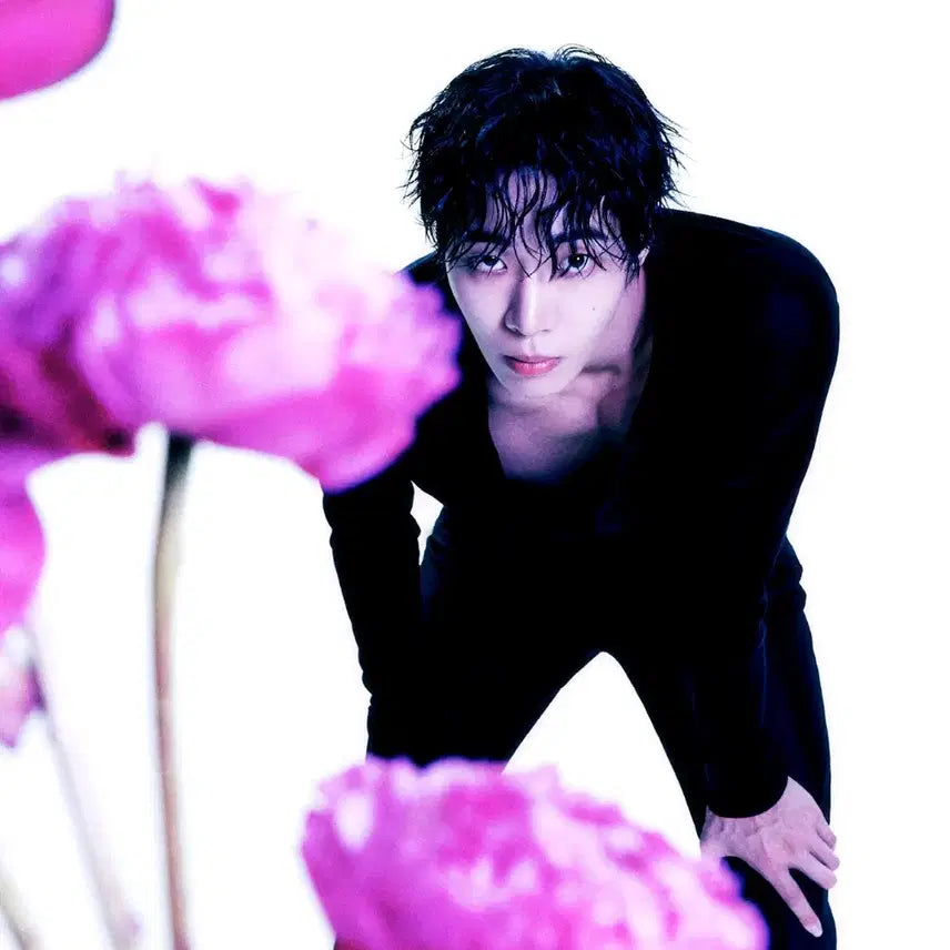 [BUNJANG] Choo Youngwoo Vogue Magazine / (새상품)<중증외상센터><견우와 선녀>추영우님 화보실린 보그잡지양도해요