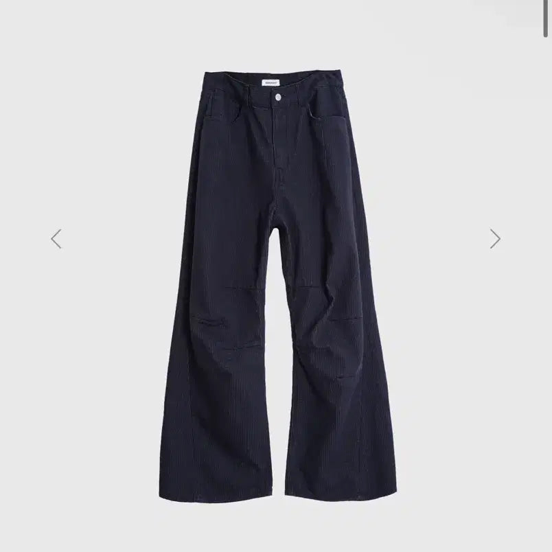 [BUNJANG] AV PLEATS DENIM PANTS (WASHED NAVY) M / AV PLEATS DENIM PANTS (WASHED NAVY) M(2)