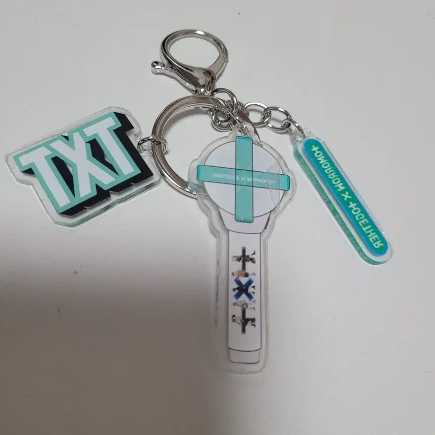 [BUNJANG] TXT Light Stick Keyring / 투마로우바이투게더 투바투 모아봉 응원봉 키링