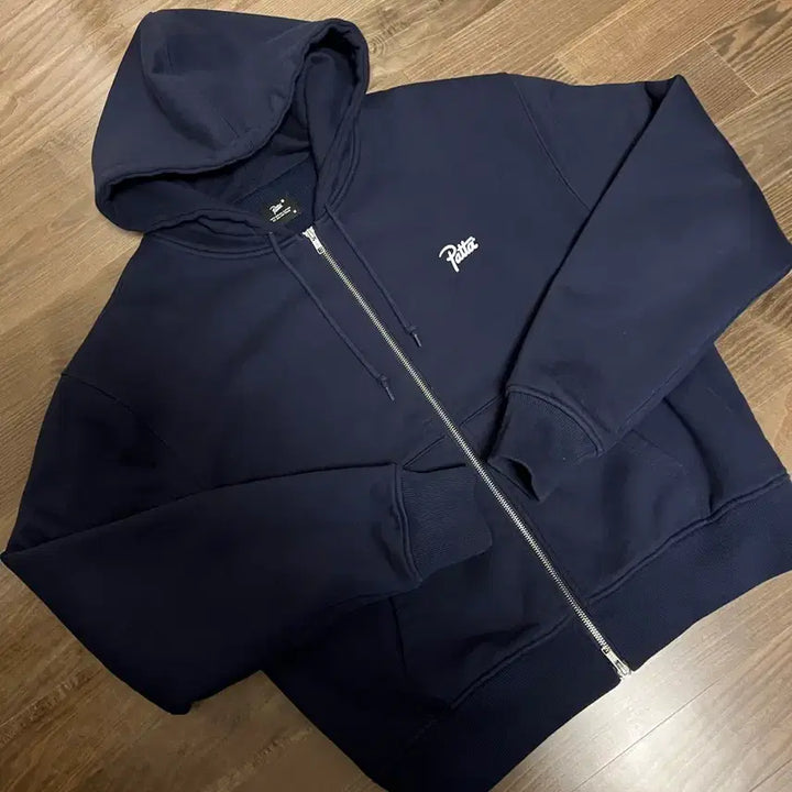 [BUNJANG] Patta Classic Zip-Up Hoodie (Navy, M) / 파타 Patta 클래식 집업 후드티 (M)