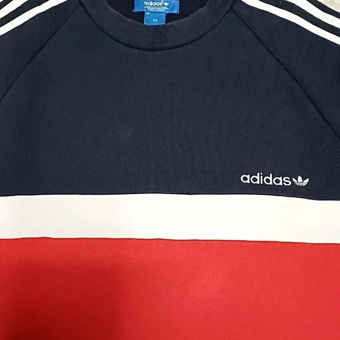 [BUNJANG] Adidas Sweatshirt, Size 100 / 아디다스 맨투맨 실측100 가슴55 기장73