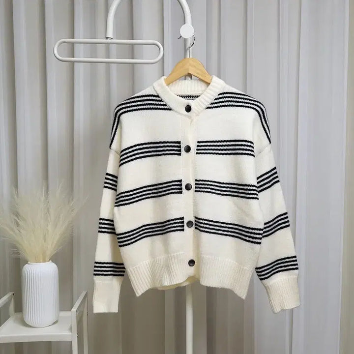 [BUNJANG] Oversized Stripe Knit Cardigan / 오버핏 도톰따뜻 심플 배색 스트라이프 니트 가디건