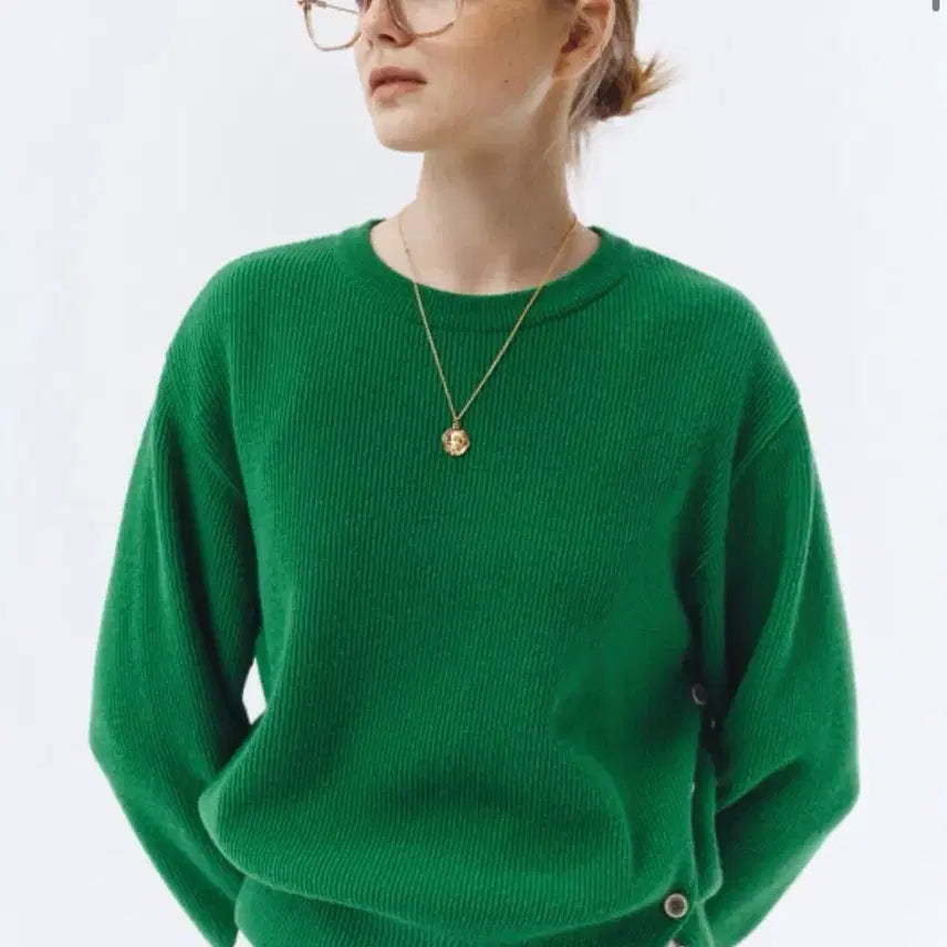 [SOLD OUT] 던스트 그린 버튼 포인트 니트 여성봄니트 여성봄자켓 트위드자켓