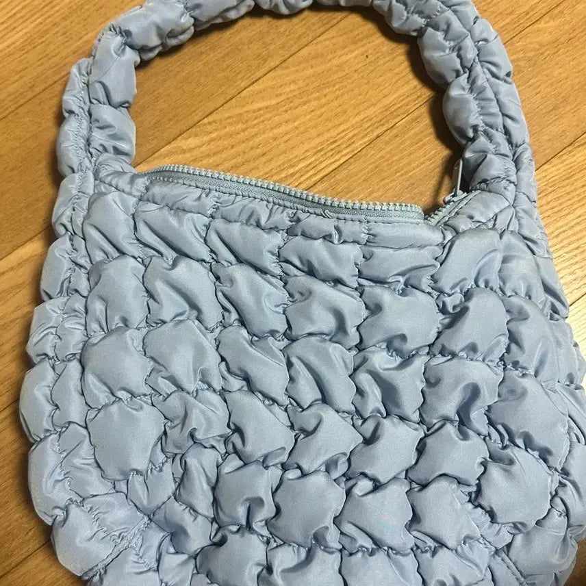 [BUNJANG] COS Quilted Mini Bag - Sky Blue / 코스 퀄티드 미니백 소라색