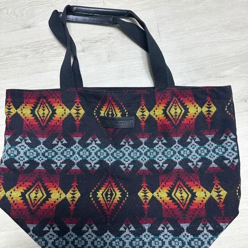 [BUNJANG] Pendleton Native Pattern Jacquard Wool Tote Bag / Pendleton 펜들턴 울 자카드 토트백 (네이티브 패턴)