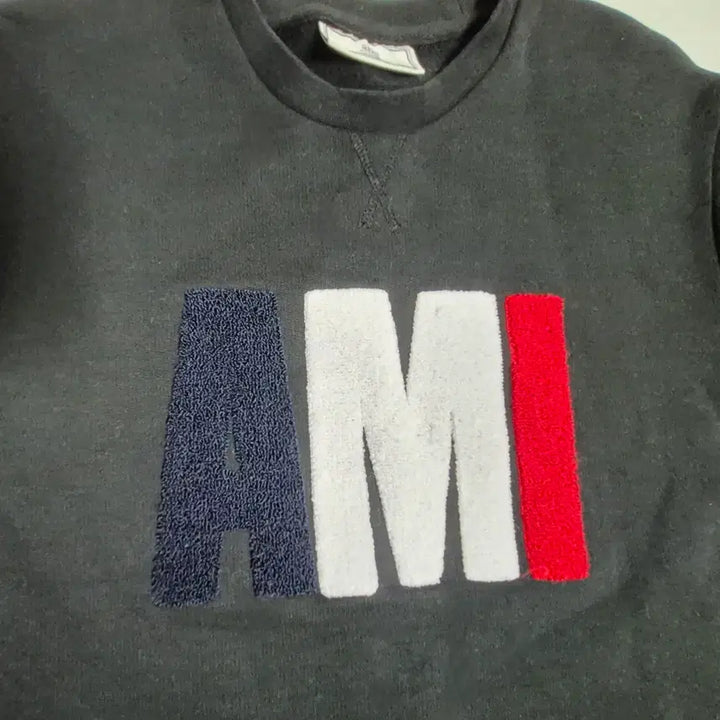 [BUNJANG] AMI Black Logo Sweatshirt / 아미 AMI 블랙 로고 맨투맨