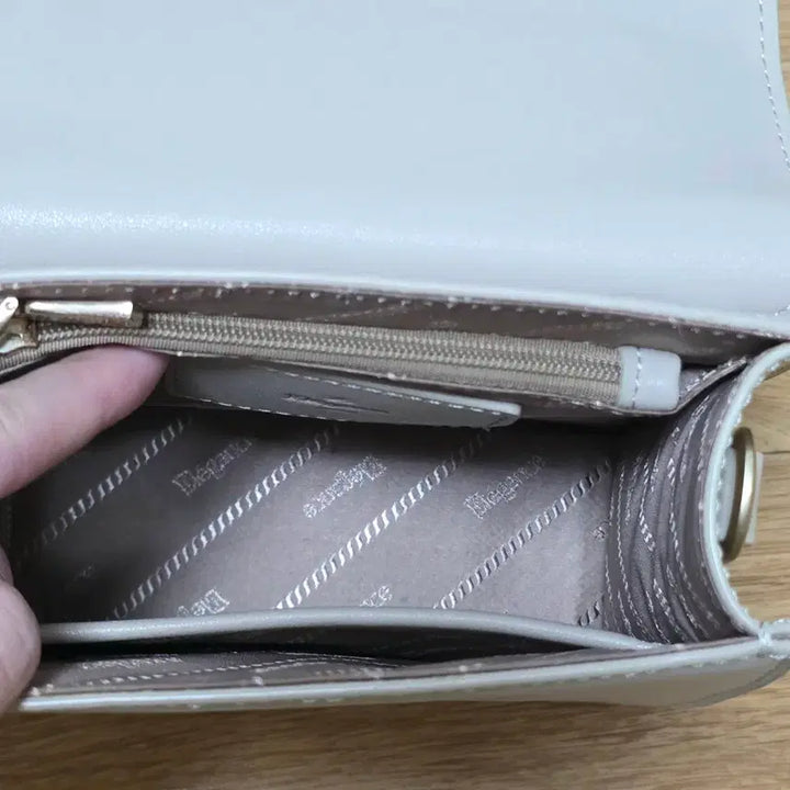 [BUNJANG] Elegant Paris Square Tote Bag / 엘레강스 파리 스퀘어 토트백 가방