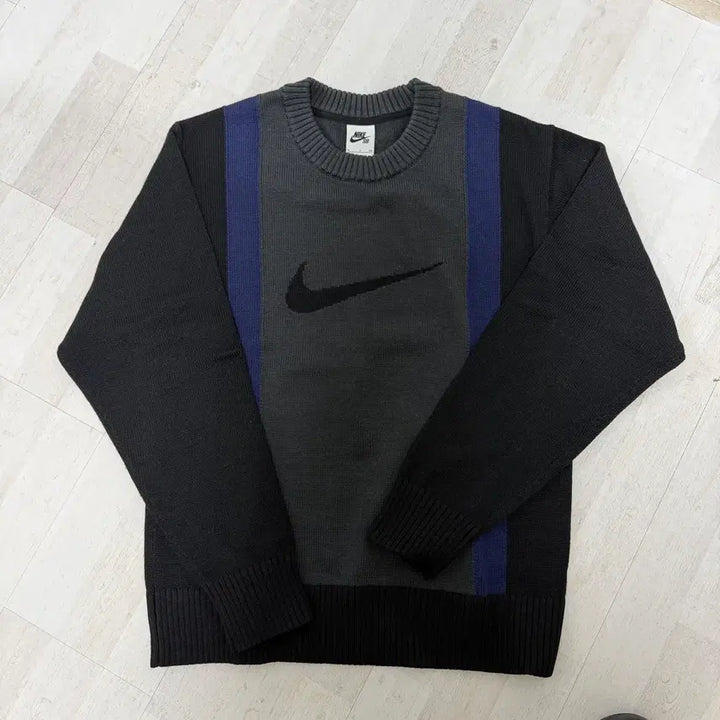[BUNJANG] Nike SB Swoosh Stripe Sweater / [S] 나이키 sb 스우시 스트라이프 스웨터 DD0579-010