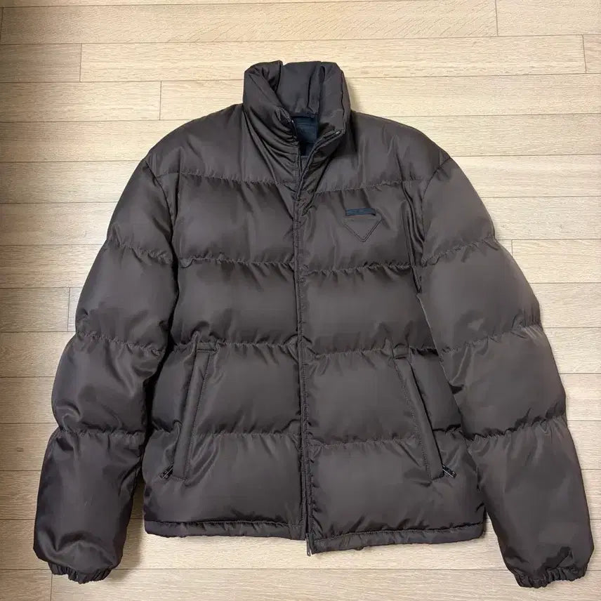 [BUNJANG] Prada Re-Nylon Padded Jacket Brown / 프라다 리나일론 패딩 브라운