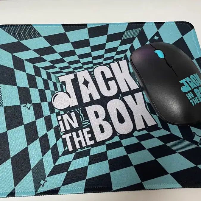[BUNJANG] BTS Merch Box 13 Merch Box (Photocard Excluded) Mousepad and Keyboard Set / 방탄소년단 머치박스 13 MERCH BOX (포카없음)