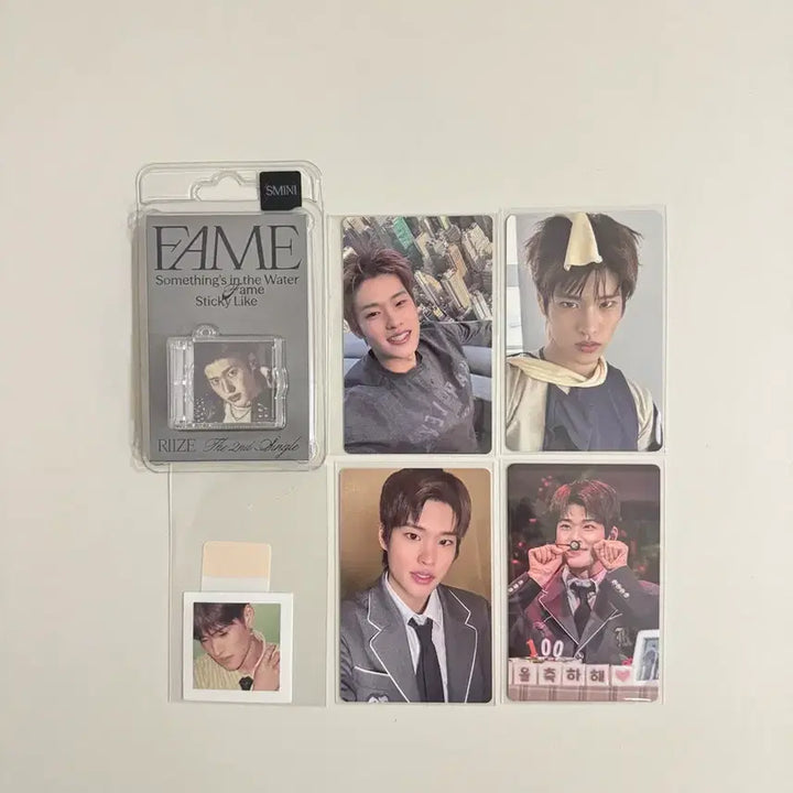 [BUNJANG] RIIZE Sohee FAMEs Mini Photocard Bundle / 라이즈 소희 (페임스미니+포카)