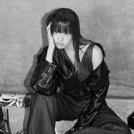 [BUNJANG] IVE An Yu-jin Vogue Magazine / (새상품) 아이브 안유진님의 루이비통 화보가 실린 보그 잡지 양도해요
