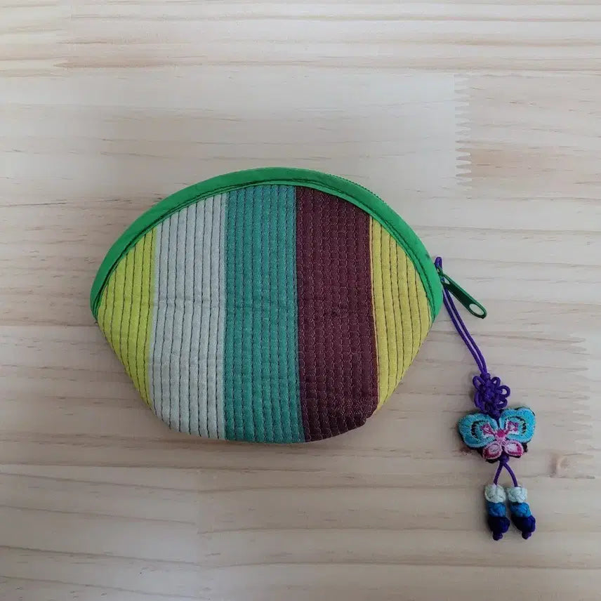 [BUNJANG] Striped Quilted Coin Purse with Butterfly Knot / 줄무늬 누빔 동전지갑 (나비 매듭 장식)
