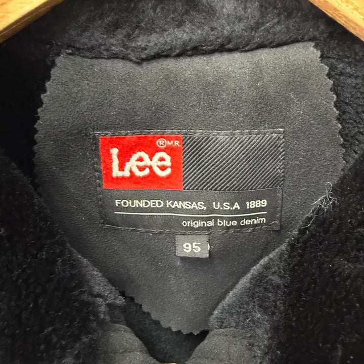 [BUNJANG] Lee Black Suede Jacket (Size 95) / 정품) Lee 리 무스탕 블랙 스웨이드 자켓 95