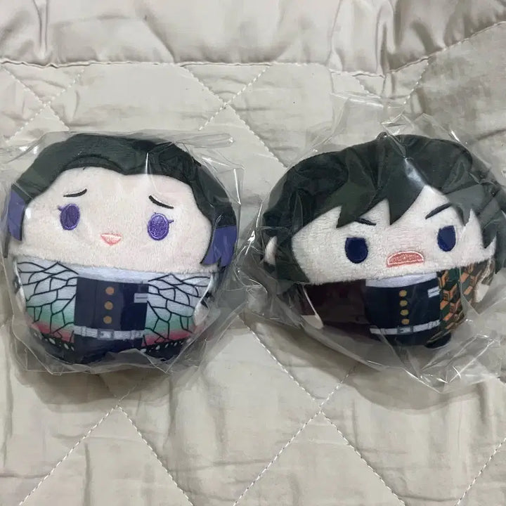 [BUNJANG] 귀멸의칼날 기유&시노부 후와코로린 누이 6탄 일괄 판매 / 귀멸의칼날 기유&시노부 후와코로린 누이 6탄 일괄 판매