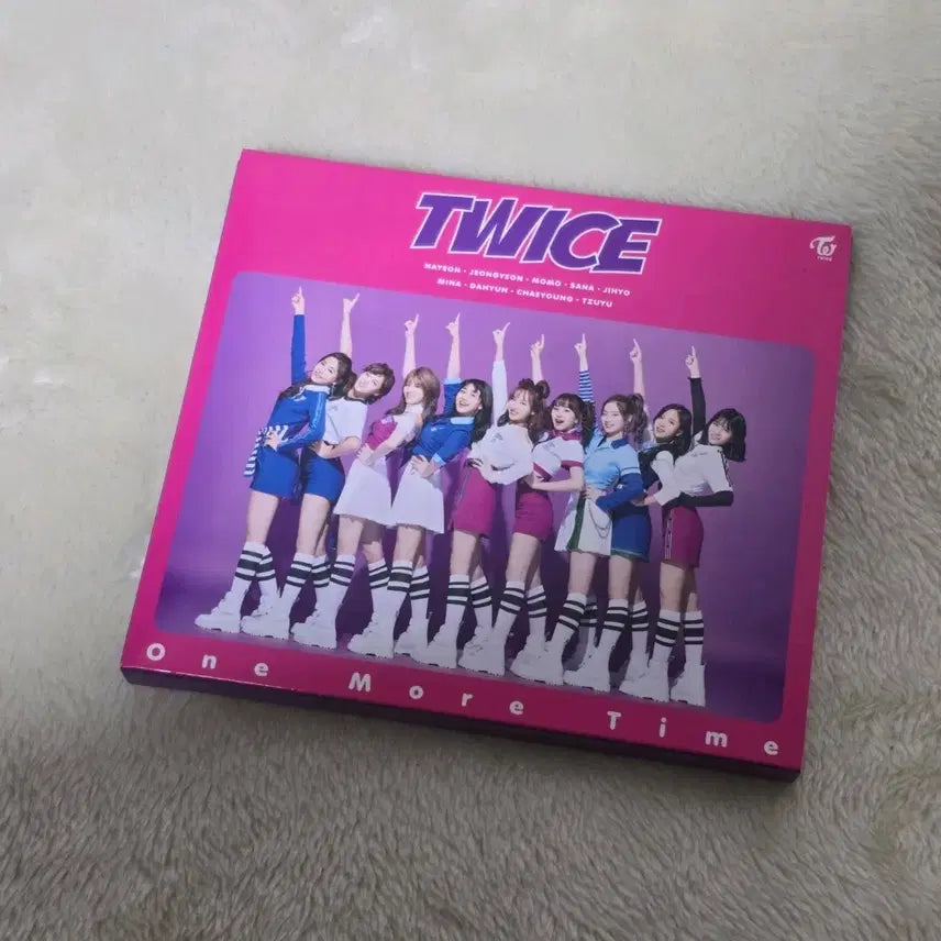 [BUNJANG] TWICE One More Time Album (Photocard Included) / 트와이스 일본앨범 포카포함 twice one more time