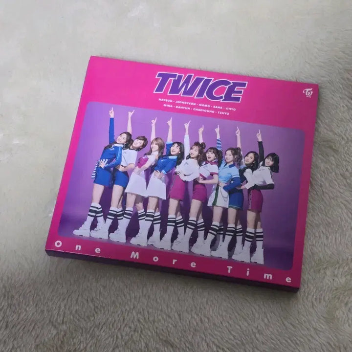 [BUNJANG] TWICE One More Time Album (Photocard Included) / 트와이스 일본앨범 포카포함 twice one more time