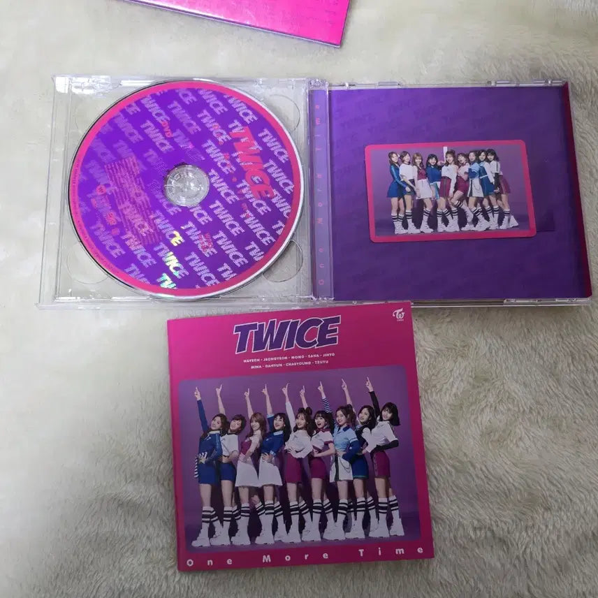 [BUNJANG] TWICE One More Time Album (Photocard Included) / 트와이스 일본앨범 포카포함 twice one more time